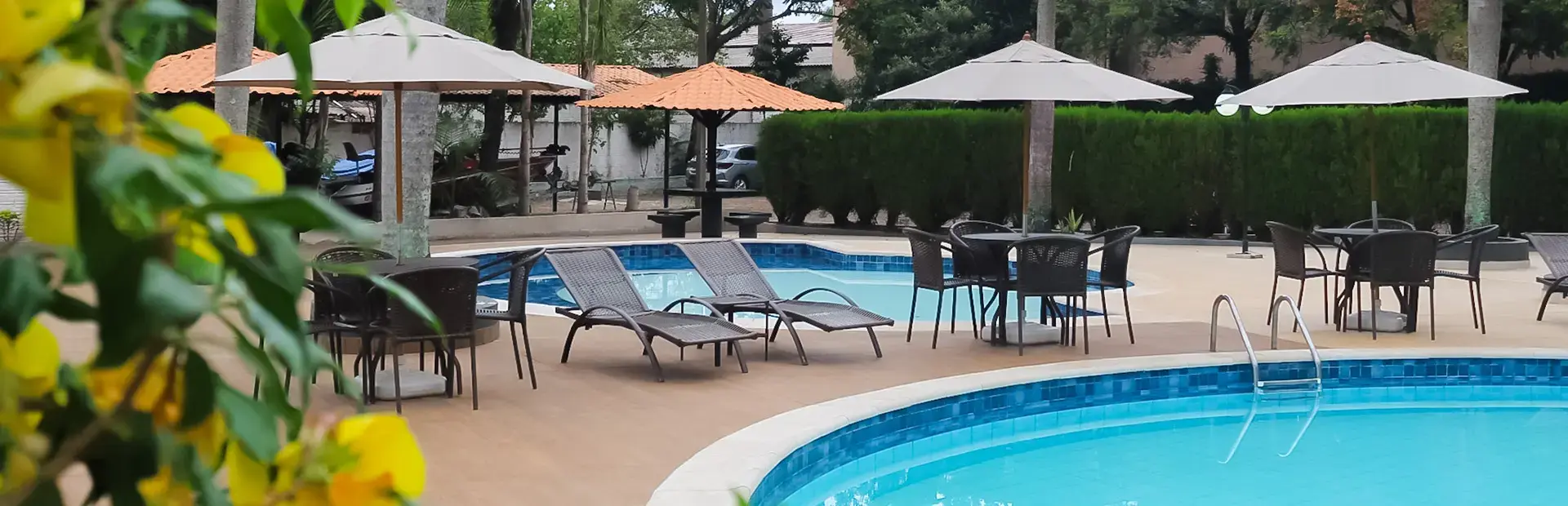 Piscina - Damen Hotel Center